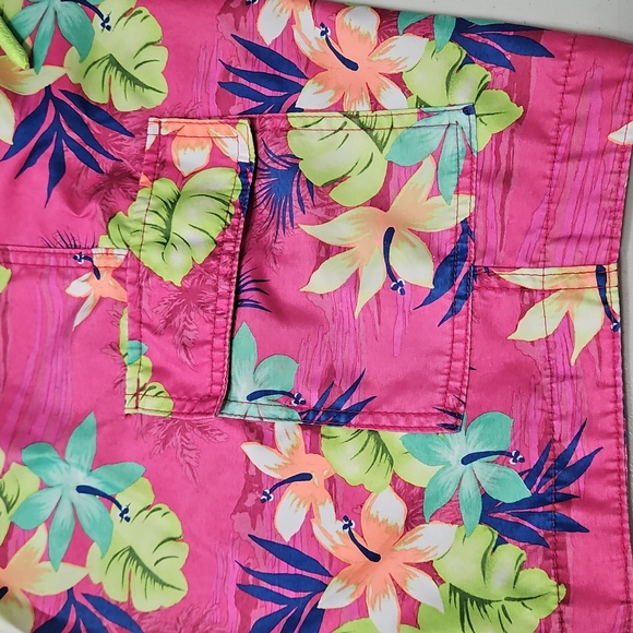 HOLISTER CALIFORNIA swim trunks - Picture 3 of 13